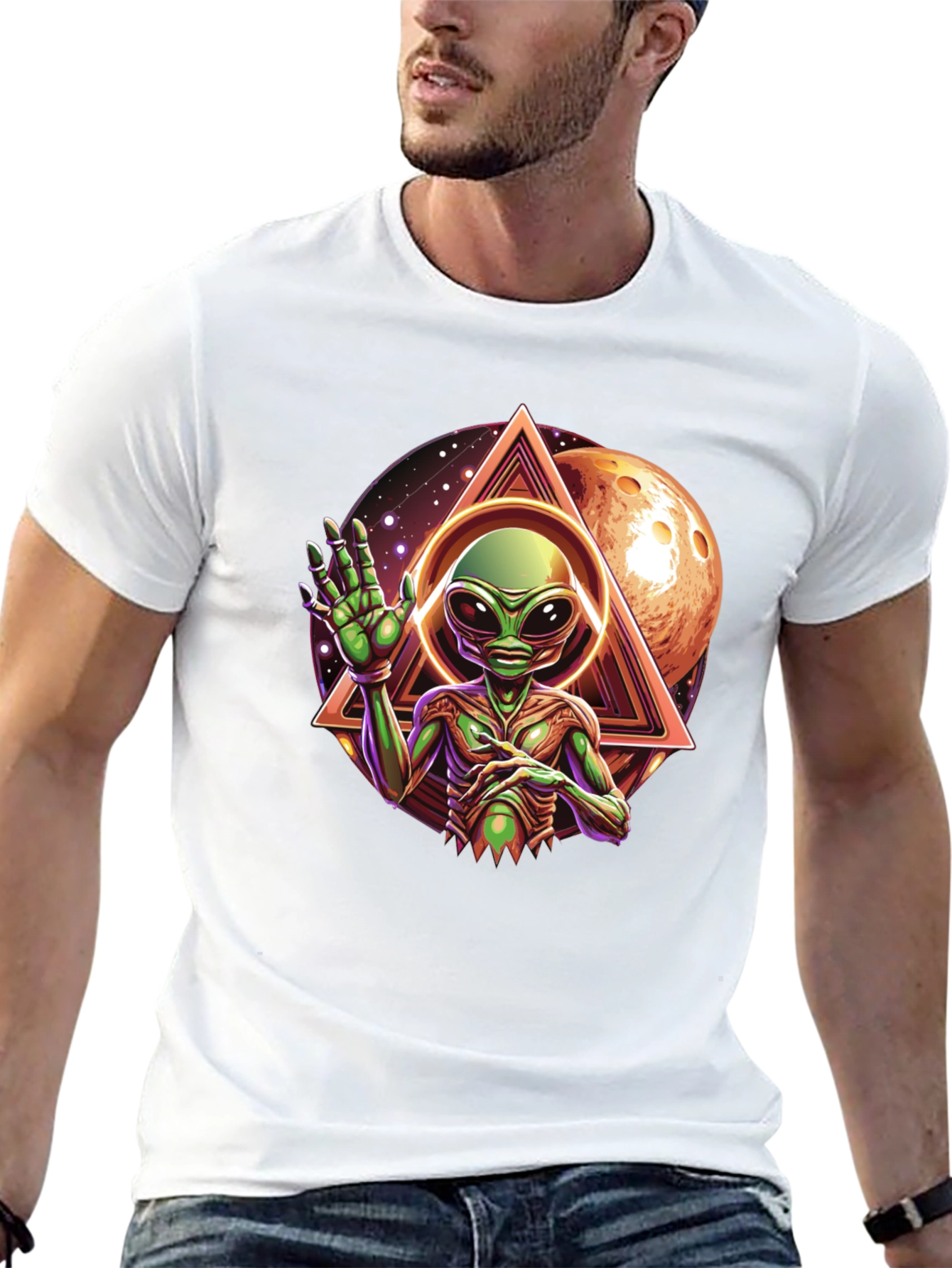 Alien Graphic Tee - Sci-Fi T-Shirt