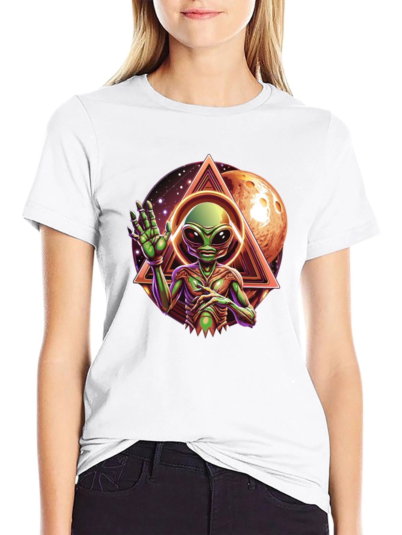 Alien Graphic Tee - Sci-Fi T-Shirt
