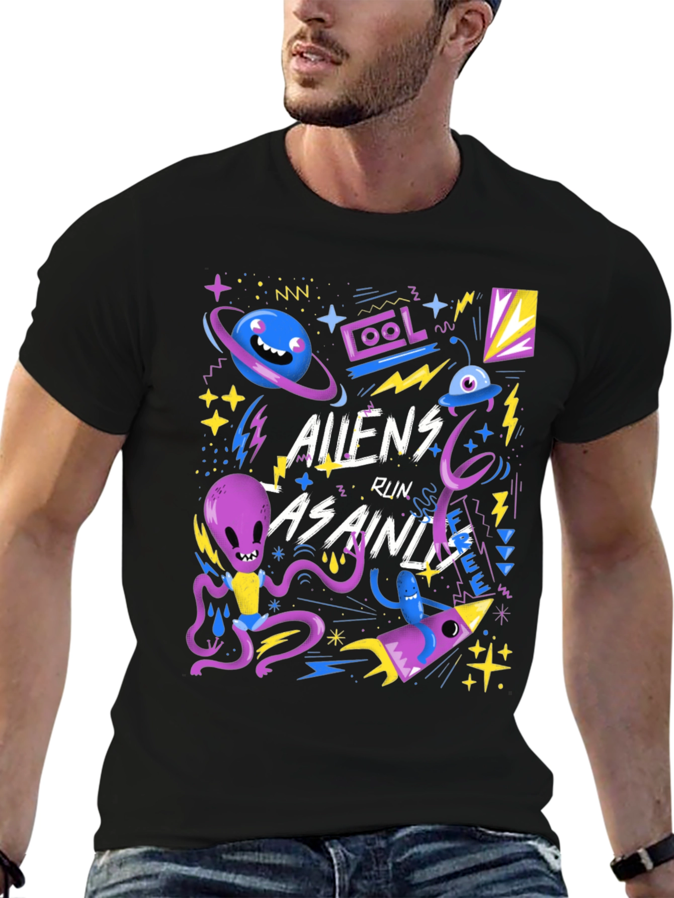 Aliens Run As Ainds Graphic Black T-Shirt