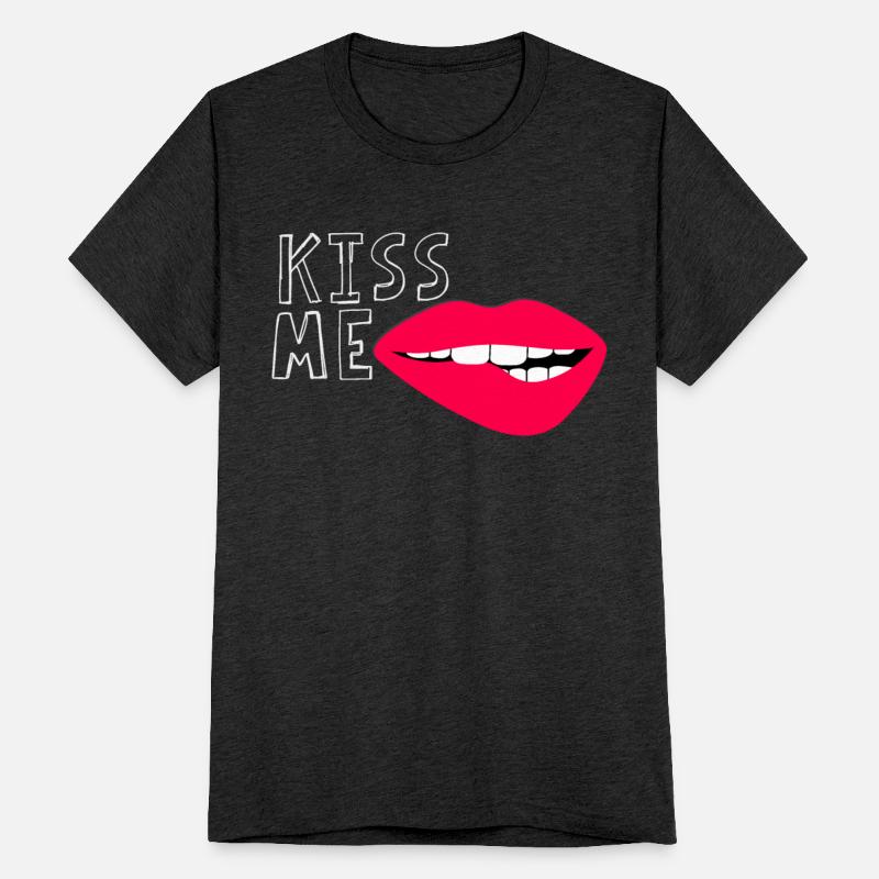 Kiss me lips Valentine