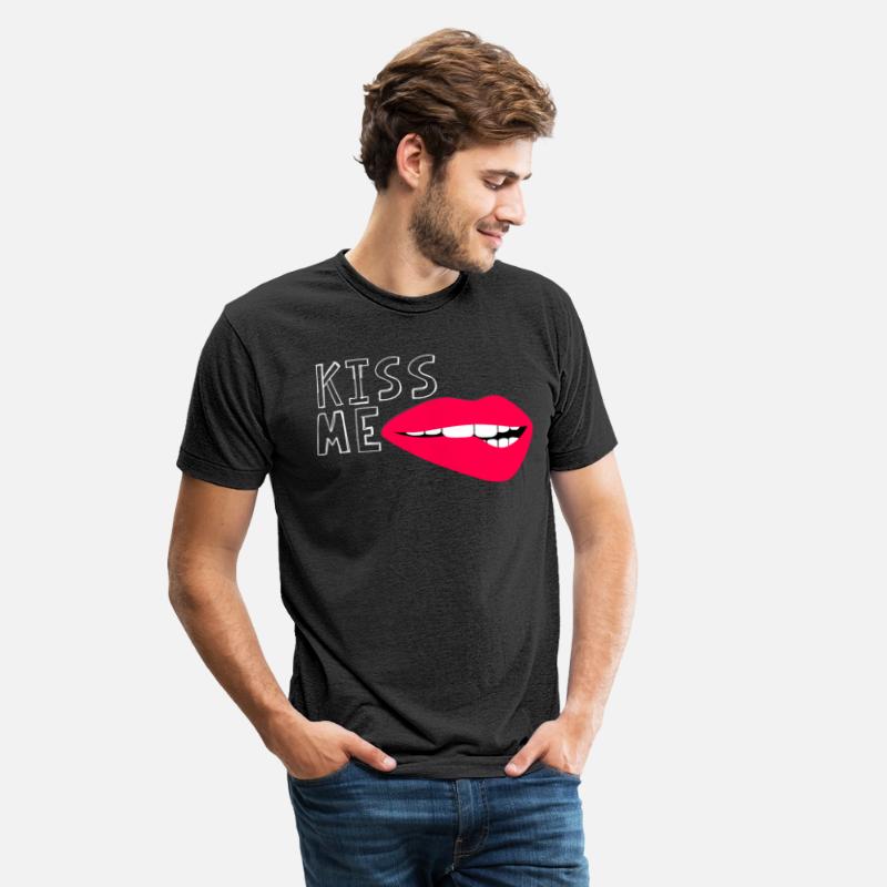 Kiss me lips Valentine