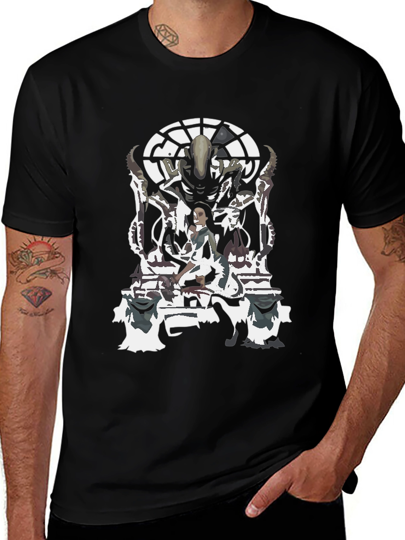 Alien Queen Graphic Tee - Sci-Fi Style Shirt